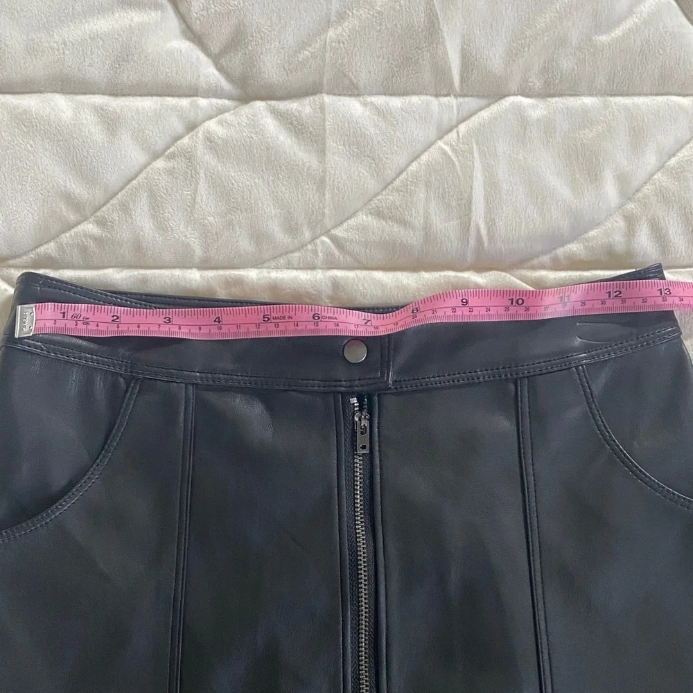 Social Tourist Black Faux Leather Mini Skirt - Picture 6 of 8